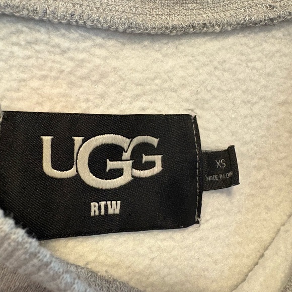 UGG Heather Gray Top with Soft Pink Logo - Picture 3 of 9
